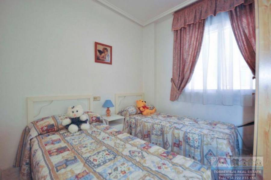 Torrevieja,Alicante,España,3 Bedrooms Bedrooms,1 BañoBathrooms,Apartamentos,29158
