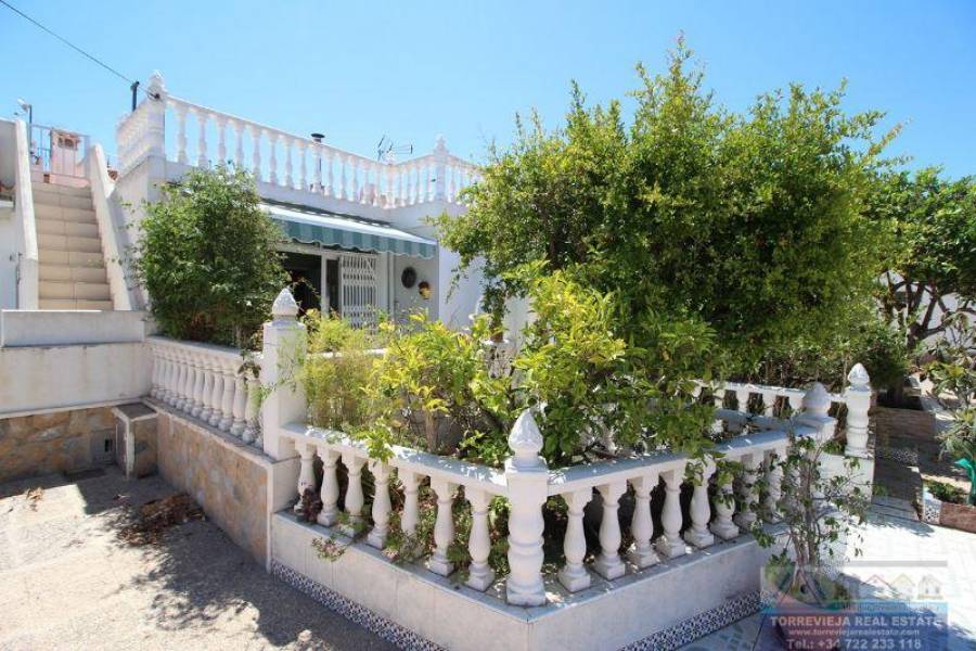 Torrevieja,Alicante,España,2 Bedrooms Bedrooms,1 BañoBathrooms,Bungalow,29205
