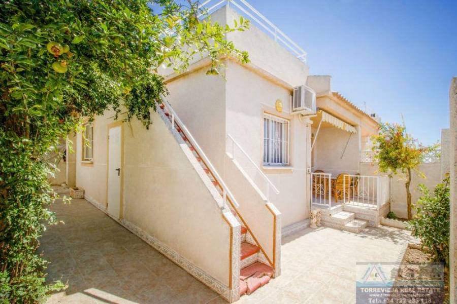 Torrevieja,Alicante,España,2 Bedrooms Bedrooms,1 BañoBathrooms,Bungalow,29206