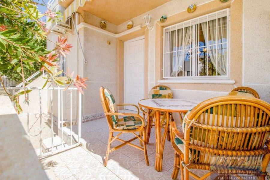 Torrevieja,Alicante,España,2 Bedrooms Bedrooms,1 BañoBathrooms,Bungalow,29206