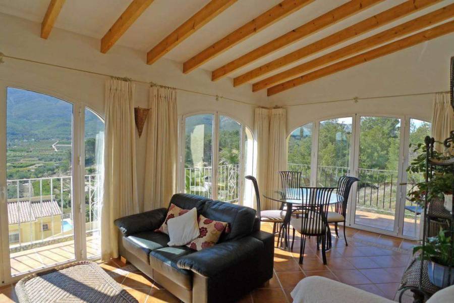 Parcent,Alicante,España,4 Bedrooms Bedrooms,3 BathroomsBathrooms,Chalets,29251