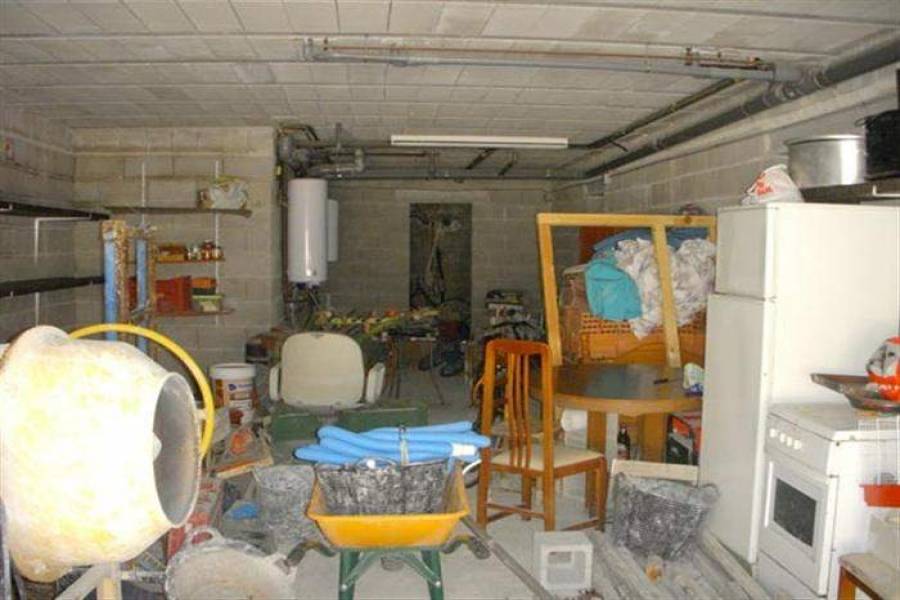 Pedreguer,Alicante,España,6 Bedrooms Bedrooms,3 BathroomsBathrooms,Chalets,29257