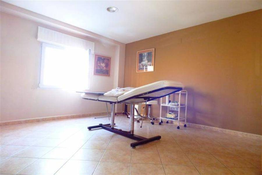 Dénia,Alicante,España,5 Bedrooms Bedrooms,2 BathroomsBathrooms,Apartamentos,29321