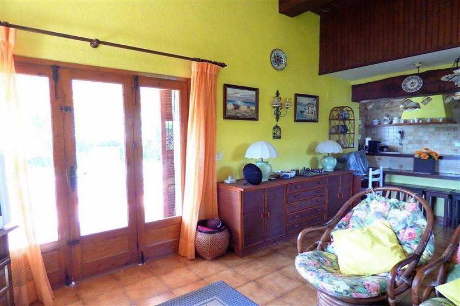 Dénia,Alicante,España,4 Bedrooms Bedrooms,2 BathroomsBathrooms,Chalets,29322