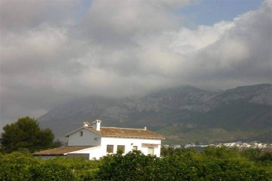 Dénia,Alicante,España,4 Bedrooms Bedrooms,3 BathroomsBathrooms,Chalets,29341