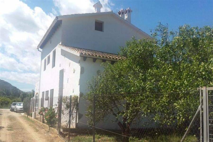 Dénia,Alicante,España,4 Bedrooms Bedrooms,3 BathroomsBathrooms,Chalets,29341