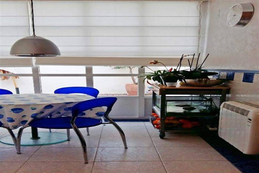 Pedreguer,Alicante,España,4 Bedrooms Bedrooms,3 BathroomsBathrooms,Chalets,29348