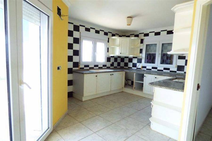 Dénia,Alicante,España,4 Bedrooms Bedrooms,2 BathroomsBathrooms,Chalets,29353