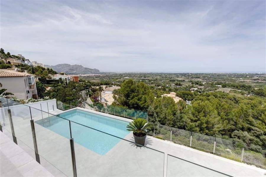 Pedreguer,Alicante,España,4 Bedrooms Bedrooms,5 BathroomsBathrooms,Chalets,29358