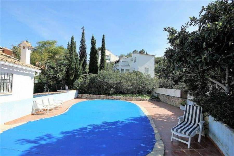 Dénia,Alicante,España,5 Bedrooms Bedrooms,3 BathroomsBathrooms,Chalets,29391