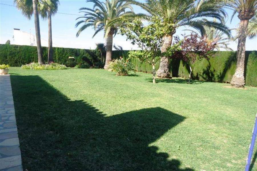 Dénia,Alicante,España,4 Bedrooms Bedrooms,4 BathroomsBathrooms,Chalets,29469