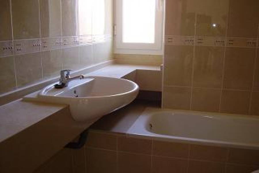 IMPERDIBLE! VER INFO...,4 Bedrooms Bedrooms,2 BathroomsBathrooms,Casas,3639