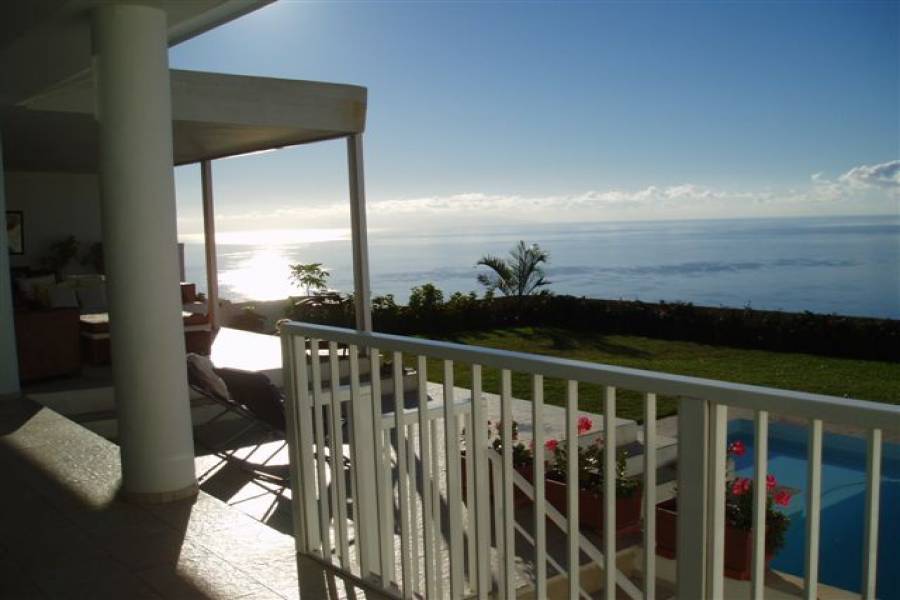 IMPERDIBLE! VER INFO...,4 Bedrooms Bedrooms,3 BathroomsBathrooms,Casas,3642