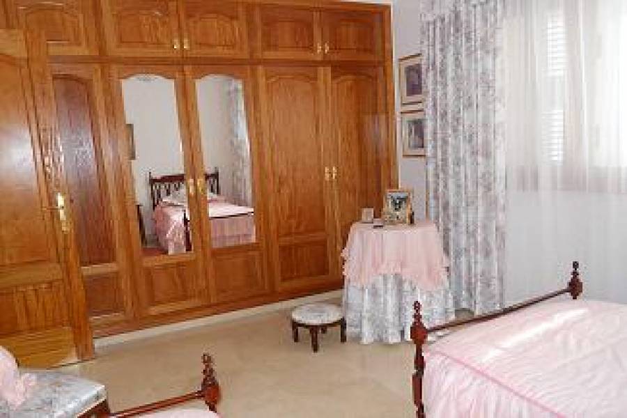 Santa Cruz de Tenerife,Santa Cruz de Tenerife,España,5 Bedrooms Bedrooms,4 BathroomsBathrooms,Casas,3644