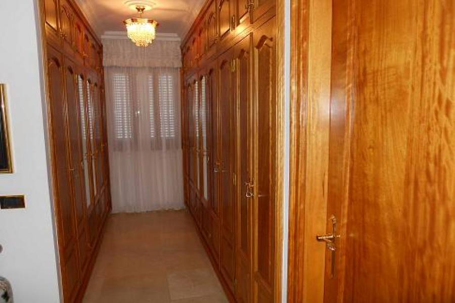 Santa Cruz de Tenerife,Santa Cruz de Tenerife,España,5 Bedrooms Bedrooms,4 BathroomsBathrooms,Casas,3644
