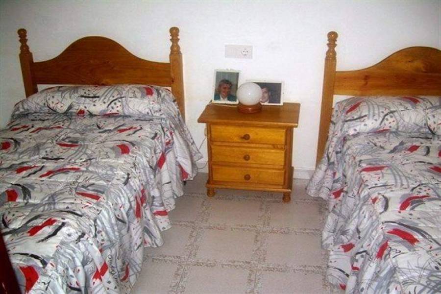 Pedreguer,Alicante,España,5 Bedrooms Bedrooms,2 BathroomsBathrooms,Casas,29555
