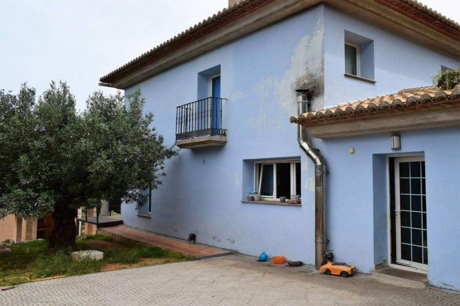 Dénia,Alicante,España,4 Bedrooms Bedrooms,3 BathroomsBathrooms,Chalets,29565