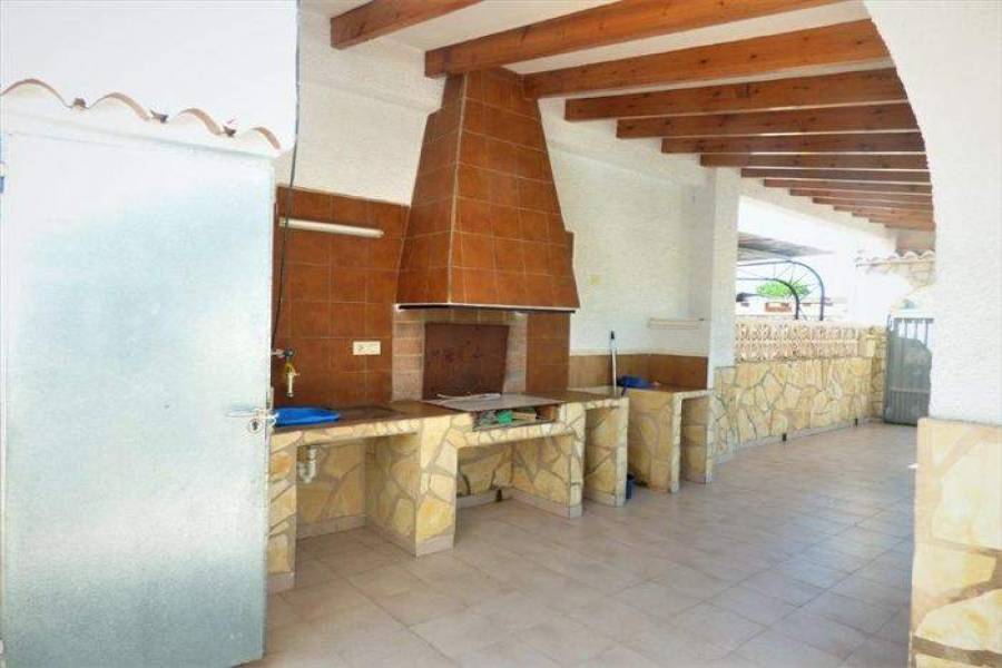 Dénia,Alicante,España,3 Bedrooms Bedrooms,2 BathroomsBathrooms,Chalets,29572