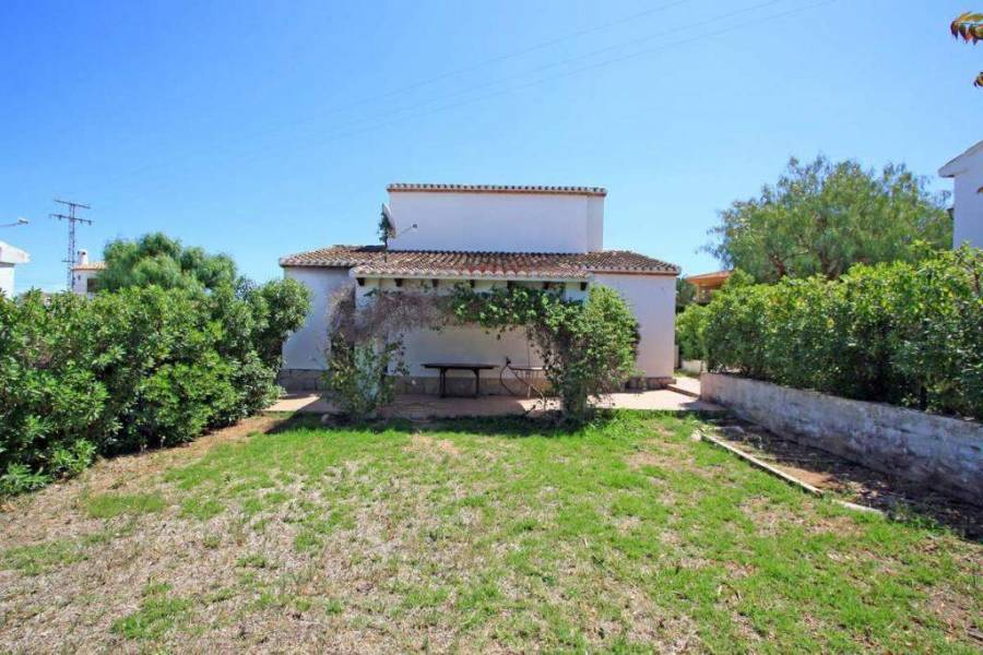 Dénia,Alicante,España,3 Bedrooms Bedrooms,2 BathroomsBathrooms,Chalets,29591