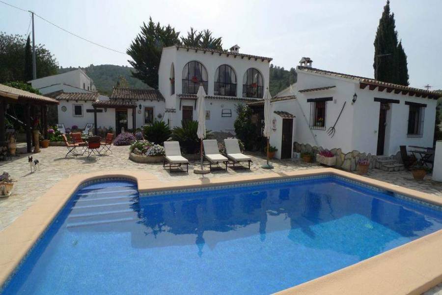 Llíber,Alicante,España,4 Bedrooms Bedrooms,3 BathroomsBathrooms,Chalets,29593