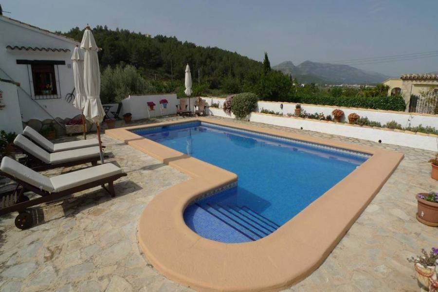 Llíber,Alicante,España,4 Bedrooms Bedrooms,3 BathroomsBathrooms,Chalets,29593