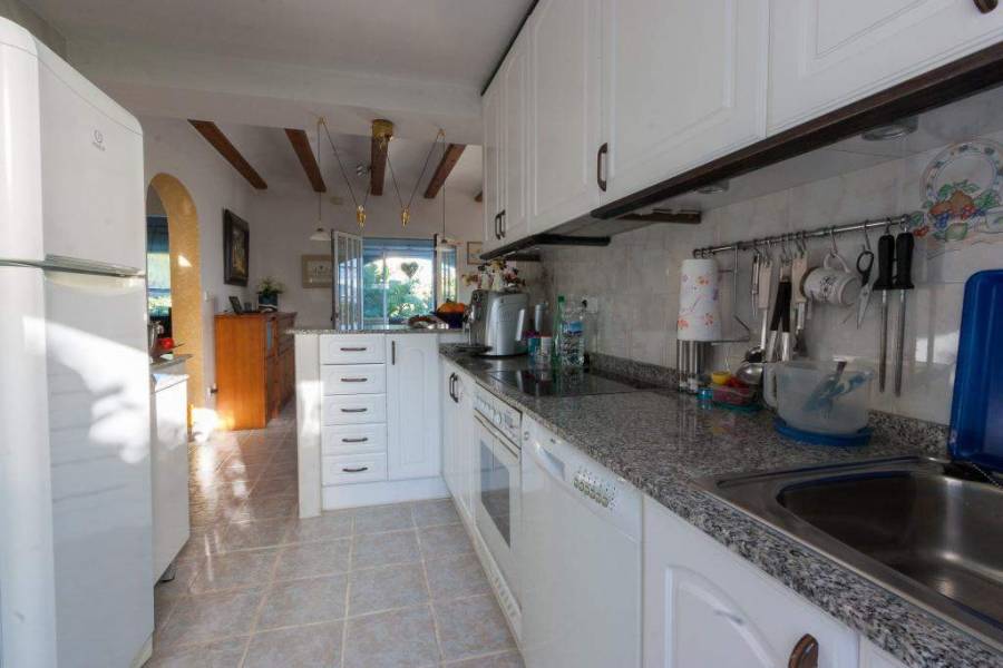 Sanet y Negrals,Alicante,España,3 Bedrooms Bedrooms,3 BathroomsBathrooms,Chalets,29614