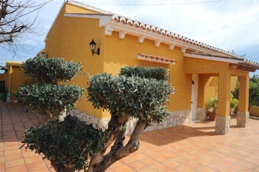 Dénia,Alicante,España,3 Bedrooms Bedrooms,2 BathroomsBathrooms,Chalets,29621