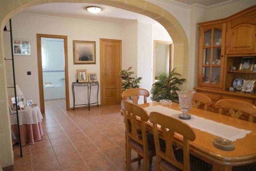 Dénia,Alicante,España,3 Bedrooms Bedrooms,2 BathroomsBathrooms,Chalets,29621