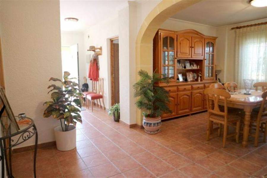 Dénia,Alicante,España,3 Bedrooms Bedrooms,2 BathroomsBathrooms,Chalets,29621