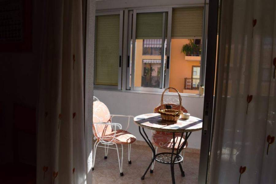 Dénia,Alicante,España,4 Bedrooms Bedrooms,2 BathroomsBathrooms,Apartamentos,29640