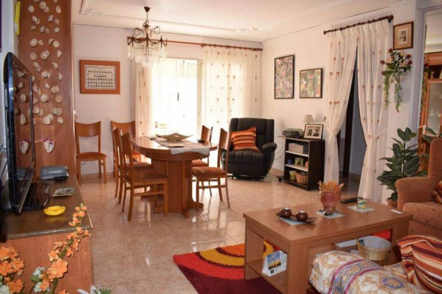 Dénia,Alicante,España,4 Bedrooms Bedrooms,2 BathroomsBathrooms,Apartamentos,29640