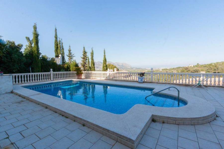 Orba,Alicante,España,3 Bedrooms Bedrooms,2 BathroomsBathrooms,Chalets,29645