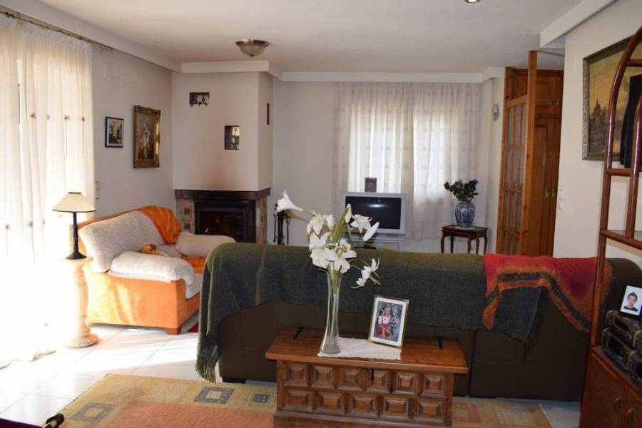 Dénia,Alicante,España,4 Bedrooms Bedrooms,3 BathroomsBathrooms,Chalets,29647