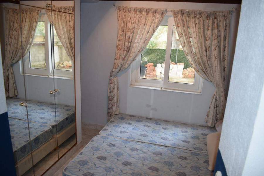 Dénia,Alicante,España,4 Bedrooms Bedrooms,3 BathroomsBathrooms,Chalets,29660
