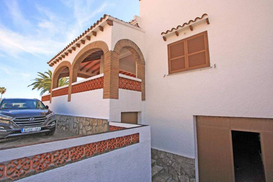 Els Poblets,Alicante,España,6 Bedrooms Bedrooms,5 BathroomsBathrooms,Chalets,29662