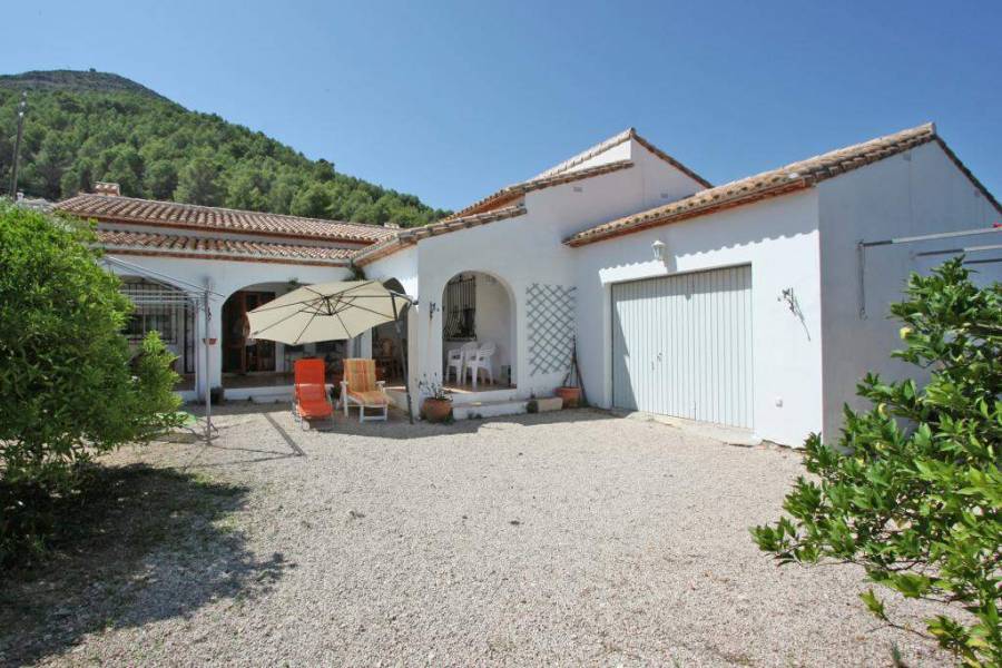 Murla,Alicante,España,4 Bedrooms Bedrooms,1 BañoBathrooms,Chalets,29686