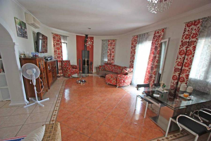 Orba,Alicante,España,3 Bedrooms Bedrooms,2 BathroomsBathrooms,Chalets,29694