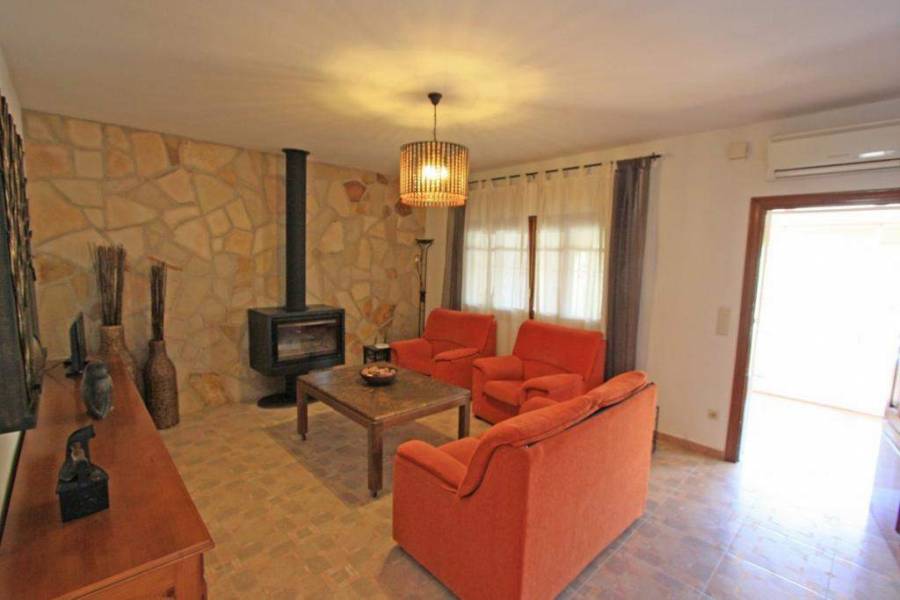 Dénia,Alicante,España,3 Bedrooms Bedrooms,1 BañoBathrooms,Chalets,29698