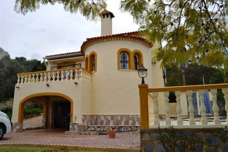 Dénia,Alicante,España,3 Bedrooms Bedrooms,3 BathroomsBathrooms,Chalets,29700
