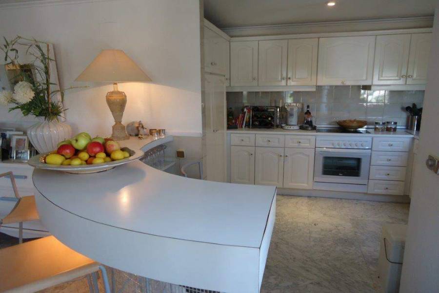 Dénia,Alicante,España,3 Bedrooms Bedrooms,2 BathroomsBathrooms,Apartamentos,29703