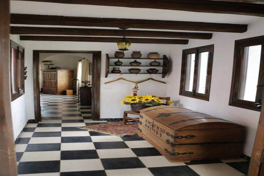 Benidoleig,Alicante,España,4 Bedrooms Bedrooms,2 BathroomsBathrooms,Chalets,29731