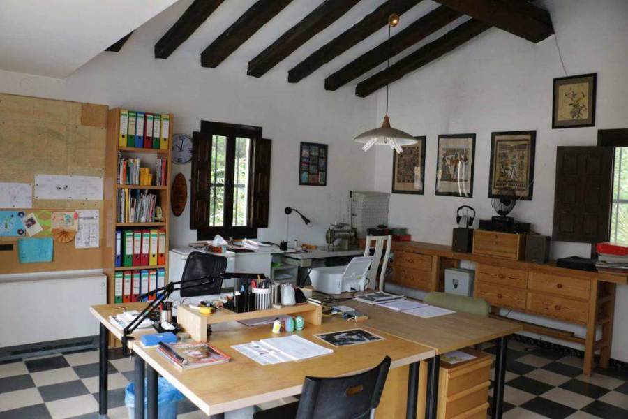 Benidoleig,Alicante,España,4 Bedrooms Bedrooms,2 BathroomsBathrooms,Chalets,29731