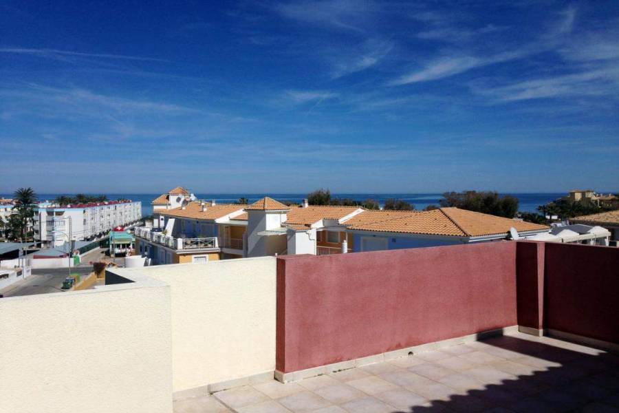 Dénia,Alicante,España,3 Bedrooms Bedrooms,2 BathroomsBathrooms,Apartamentos,29738