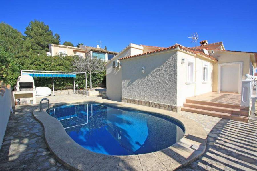 Dénia,Alicante,España,5 Bedrooms Bedrooms,3 BathroomsBathrooms,Chalets,29749