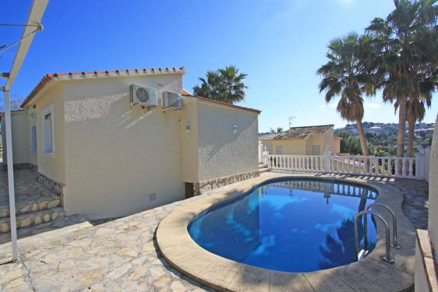 Dénia,Alicante,España,5 Bedrooms Bedrooms,3 BathroomsBathrooms,Chalets,29749