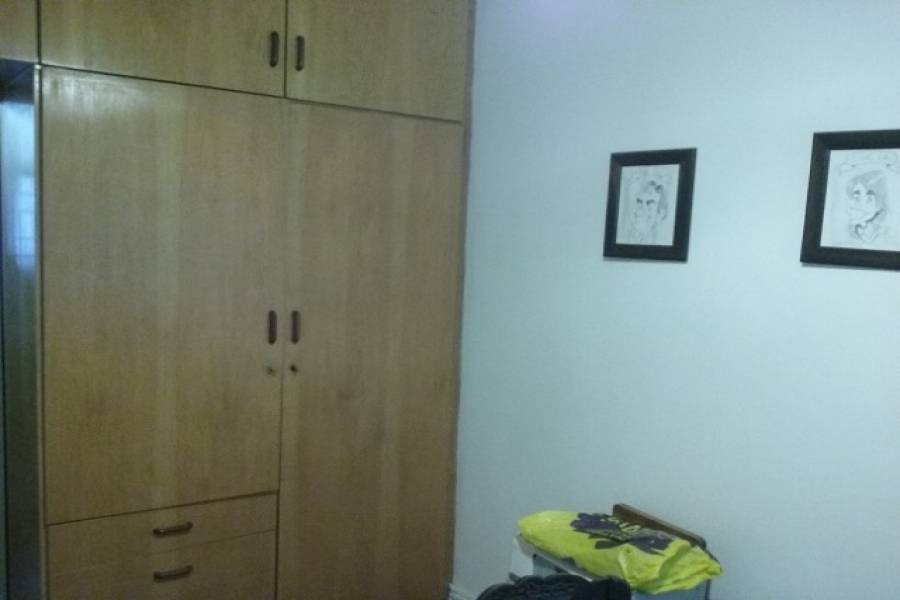 IMPERDIBLE! VER INFO...,4 Bedrooms Bedrooms,2 BathroomsBathrooms,PH Tipo Casa,Pasaje La Porteña,1260