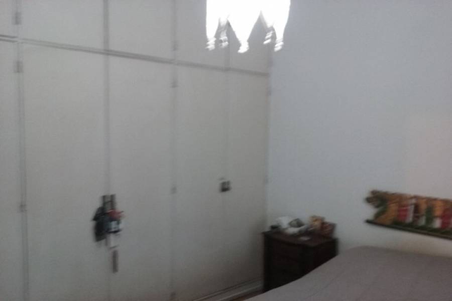 IMPERDIBLE! VER INFO...,4 Bedrooms Bedrooms,2 BathroomsBathrooms,PH Tipo Casa,Pasaje La Porteña,1260