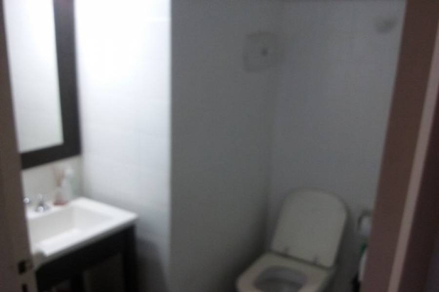 IMPERDIBLE! VER INFO...,4 Bedrooms Bedrooms,2 BathroomsBathrooms,PH Tipo Casa,Pasaje La Porteña,1260