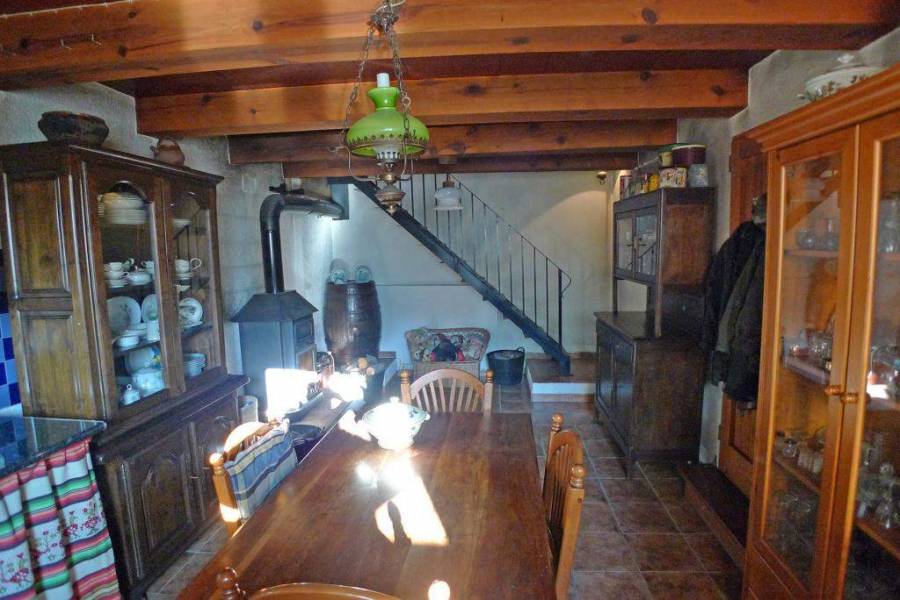 Castell de Castells,Alicante,España,2 Bedrooms Bedrooms,2 BathroomsBathrooms,Chalets,29780