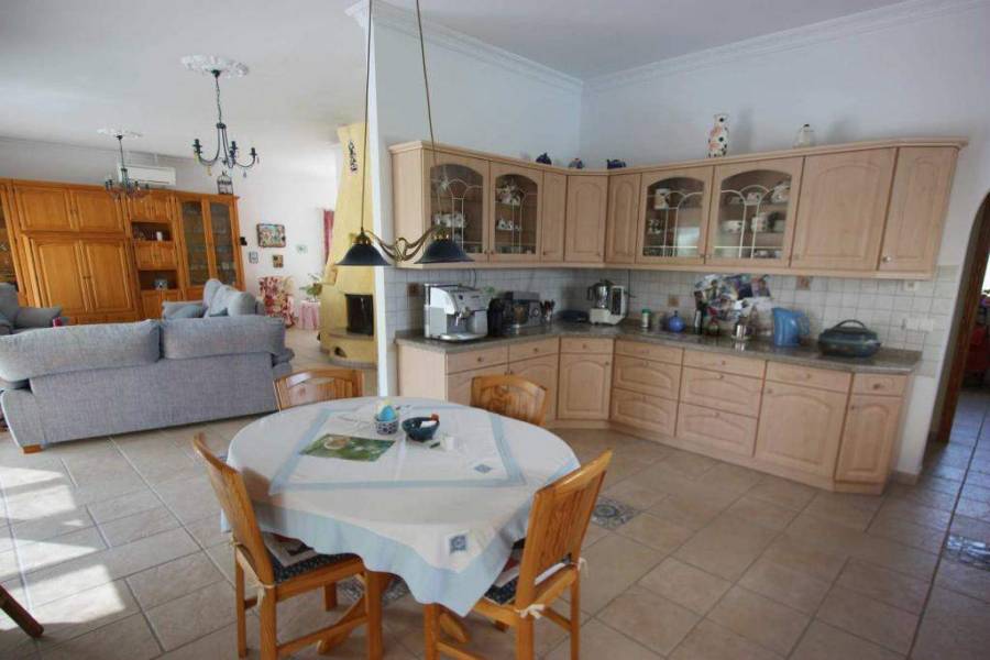 Parcent,Alicante,España,5 Bedrooms Bedrooms,3 BathroomsBathrooms,Chalets,29800